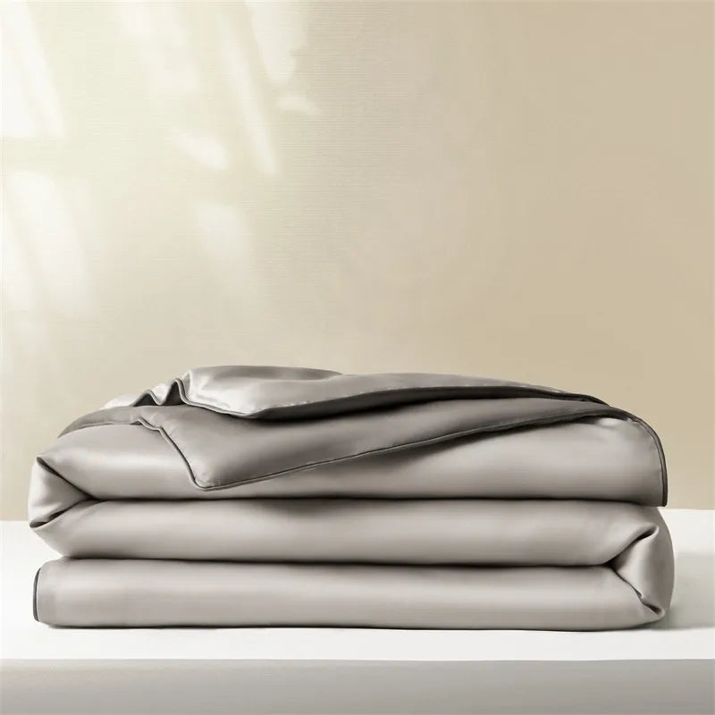 Eucalyptus Bliss: Silk Comforter Set with Cotton Fill & Soft Touch