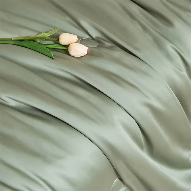 Eucalyptus Bliss: Silk Comforter Set with Cotton Fill & Soft Touch